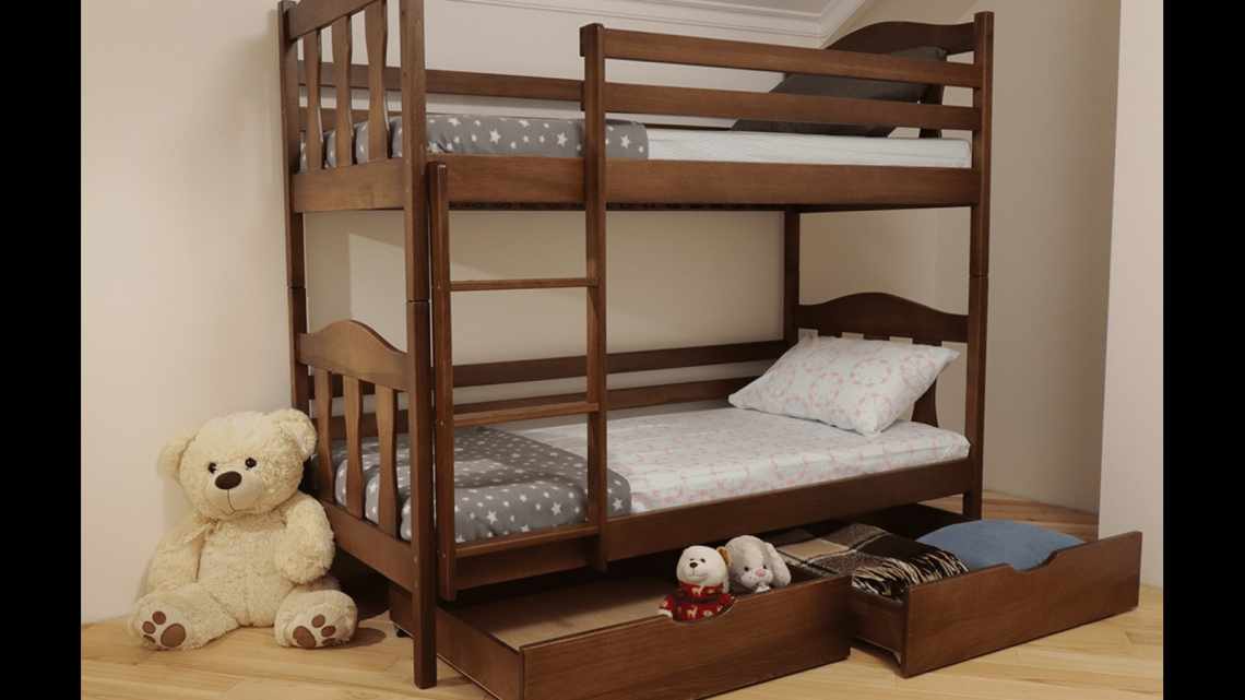 Двоярусне дитяче ліжко-трансформер: відмінний варіант для малогабаритних квартир